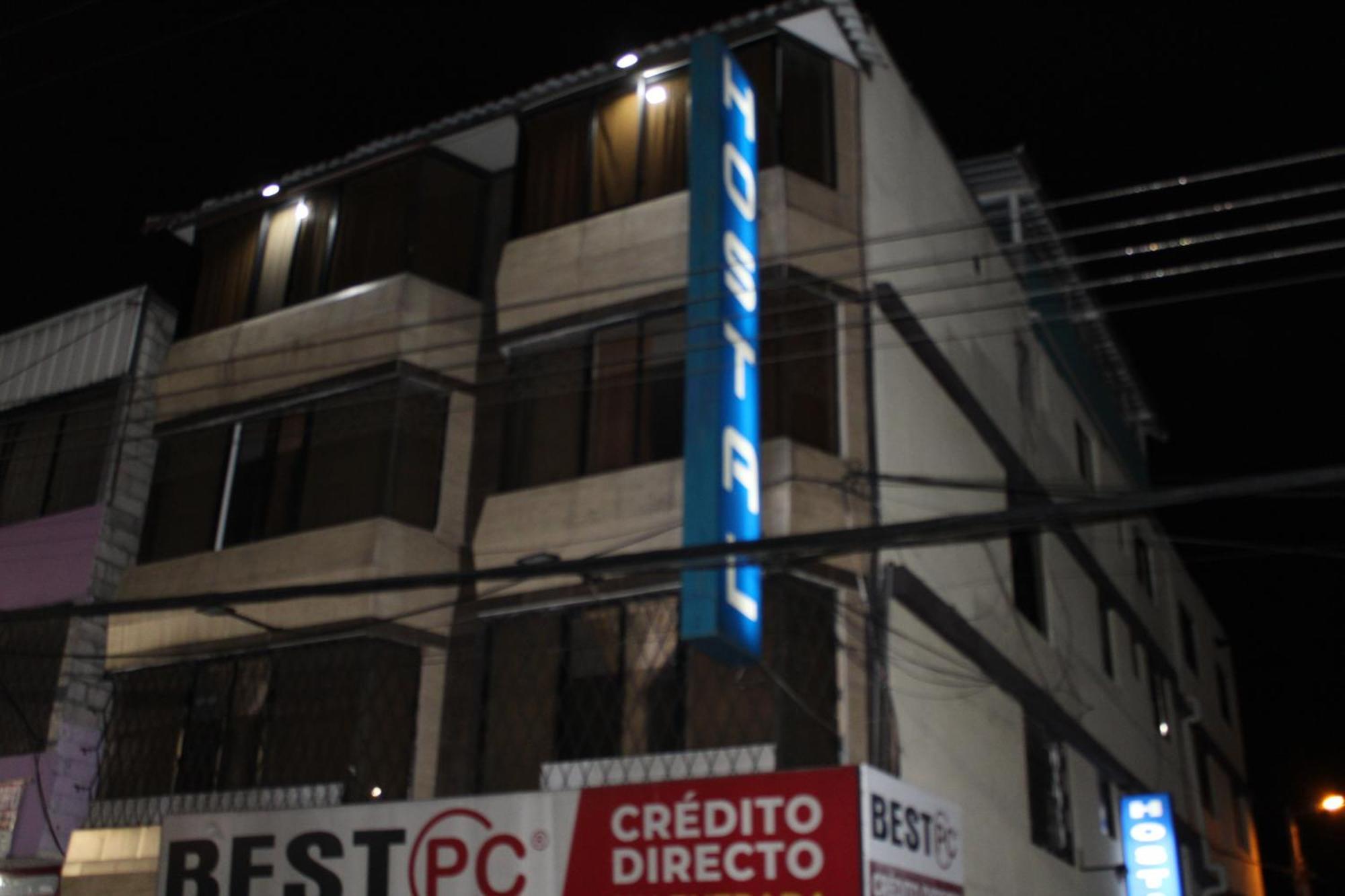 Julius Hostal, Desde Las 14 Horas Hasta 12 Del Mediodia Quito Exteriér fotografie