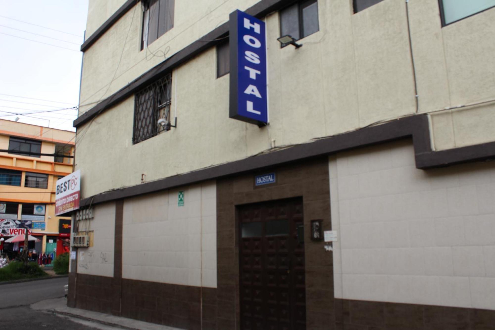 Julius Hostal, Desde Las 14 Horas Hasta 12 Del Mediodia Quito Exteriér fotografie